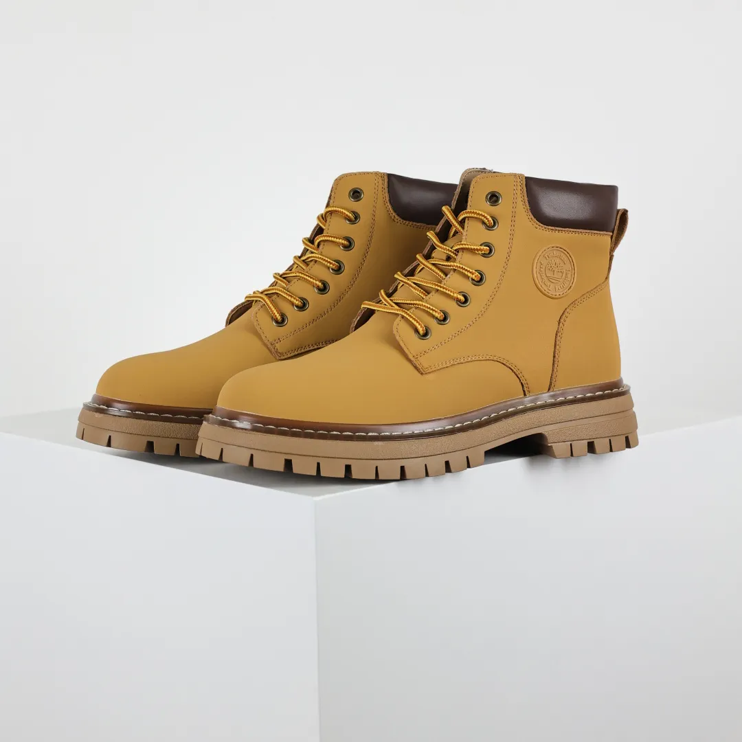 Copywriting price 💰620 Core recommendation Good price Timberland Timberland outdoor high-top casual rhubarb boots series #Guangdong Dachang quality Original box original packaging Fashion trend matching The fabric is made of Italian top-grade frosted fine-grained cowhide with anti-odor and anti-corrosion genuine leather latex insoles. The outsole and hardware are all made from OEM raw materials. The same as the original Goodyear never-open glue process. Good products do not kill pigs. Exclusive launch on the entire network. The quality is unquestionable. The full set of official website unified packaging Give you a perfect wearing experience. High-quality and durable. A must-have for stylish men. Specially designed to treat those who are not handsome. High-quality and first-class foot feel. Specially designed for cold protection and outdoor use this winter. Casual matching for daily use. Size: 38 39 40 41 42 43 44 (leather shoe size)